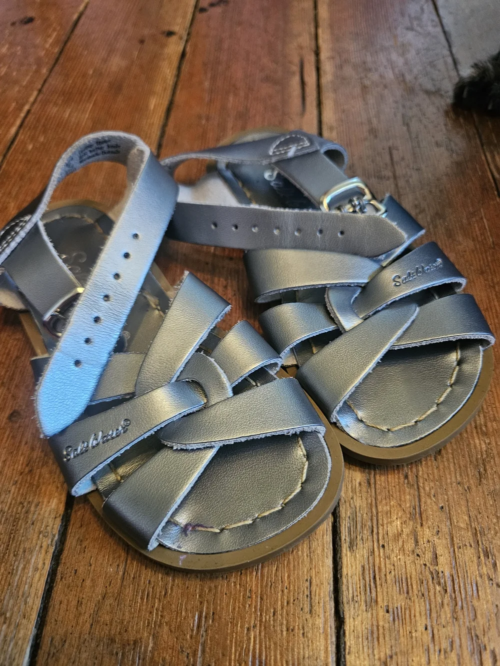 Saltwater Sandles Hoy